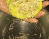 A picture of step 3 of Veg. Noodle doodle kebab.