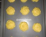 Foto langkah ke 4 dari resep Soes Vla Vanilla Kokoh (Tanpa Mixer).