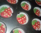 A picture of step 12 of Strawberry 🍓 cupcakes.