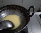 A picture of step 4 of Royal rava sheera.