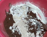 Foto del paso 1 de la receta: Budín de chocolate y crema de maní sin azúcar❤
