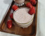 A picture of step 4 of Strawberry 🍓 And Banana 🍌Milk Shake.