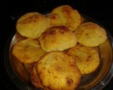 A picture of step 3 of Mawa ke shahi malpua.