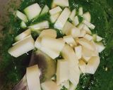 A picture of step 4 of Aloo Palak Curry.