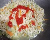 Foto langkah ke 16 dari resep Mie nyemek pedas.