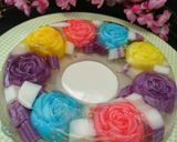 Foto langkah ke 6 dari resep Puding mawar.