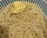 Gambar langkah 3 resipi Spaghetti Carbonara.