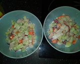 Foto del paso 5 de la receta: Ensalada de pepino y surumi