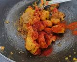 A picture of step 3 of Aloo palakh.