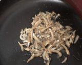 Foto langkah ke 1 dari resep Tumis cuciwis toge tabur teri.