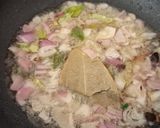 A picture of step 2 of Punjabi style Lobia Masala.