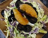 A picture of step 4 of Cabbage salad.