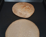 Foto del paso 5 de la receta: Tortitas de avellana y cacao con fruta