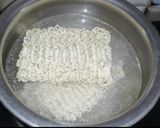 A picture of step 4 of Maggi Roll.