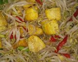 Foto langkah ke 2 dari resep Tumis toge + tahu.
