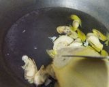 Foto langkah ke 1 dari resep Sambal tumis jantung pisang dan jamur tiram.