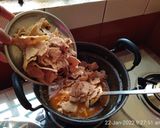 A picture of step 4 of Kothu Paratha.