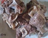 Foto langkah ke 1 dari resep Sop iga sapi.