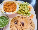 A picture of step 3 of Mushroom masala with parantha.