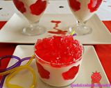 Foto del paso 9 de la receta Panna cotta de chocolate blanco con flores