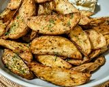 A picture of step 4 of Potato Wedges (Thick-Cut French Fries) with Onion Sour Cream Dip.