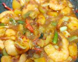 Foto langkah ke 4 dari resep Udang Goreng Mentega.