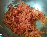 A picture of step 1 of Carrot burfi.