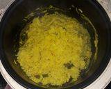 Foto langkah ke 5 dari resep Nasi kuning magic com.