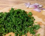 Hình bước làm 1 của món Thăn Bê Sốt Kem Nấm