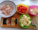 Currys csirke ananásszal, rizzsel recept fázis 2 fotója