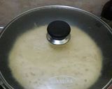 Foto langkah ke 5 dari resep Terang Bulan alias Martabak Manis tanpa Mixer.