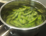 Foto del paso 1 de la receta: Onigiris de salmón y edamame 🍙🐟