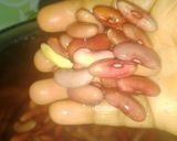 A picture of step 1 of Mexican salad.