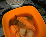 Foto langkah ke 2 dari resep Bakso Tahu Kuah asam pedas.