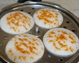 A picture of step 5 of Podi Idli.