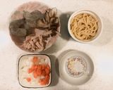 清炒蝦仁雞肉起司義大利麵（也能做寶寶副食品）的食譜步驟1照片