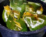 Foto langkah ke 4 dari resep Botok Udang ala Tin.