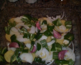 Foto del paso 1 de la receta: Pollo al horno con patatas a lo pobre