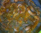 A picture of step 2 of Offals pepper soup.