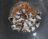 Foto langkah ke 2 dari resep Jamur Kancing saus Teriyaki.