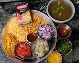 खट्टी मिठी भेळ (khati methi bhel recipe in marathi) रेसिपी स्टेप 1 फोटो 