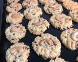 รูปขั้นตอนการทำที่ 7 ของ Keto cookie ไส้ไข่เค็มและช็อคชิพ