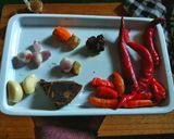 Foto langkah ke 2 dari resep Serundeng Teri Tempe Pedas.