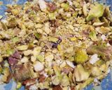 A picture of step 3 of Khoya kheer.