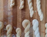 صورة لخطوة 9 من وصفة بنيي لواية (twisted donuts)😋
