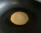 Foto langkah ke 4 dari resep Carrot Pancake.