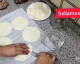 Foto del paso 3 de la receta: Empanada de atún / Con lámina de masa quebrada