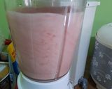 Foto langkah ke 2 dari resep Smoothies Guava Suuegerr.