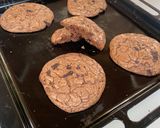 Foto langkah ke 6 dari resep Choco Cookies Chewy dan Soft.
