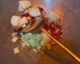 Foto langkah ke 2 dari resep Tumis Labu Siam dan Jagung.